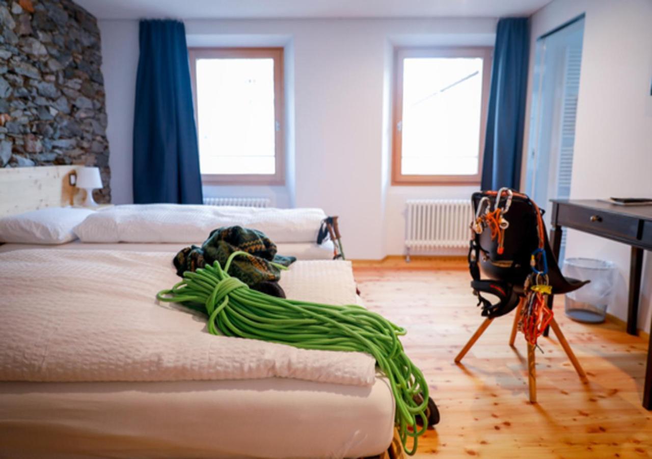 Hotel Bed&Bike Tremola San Gottardo Airolo Exterior foto