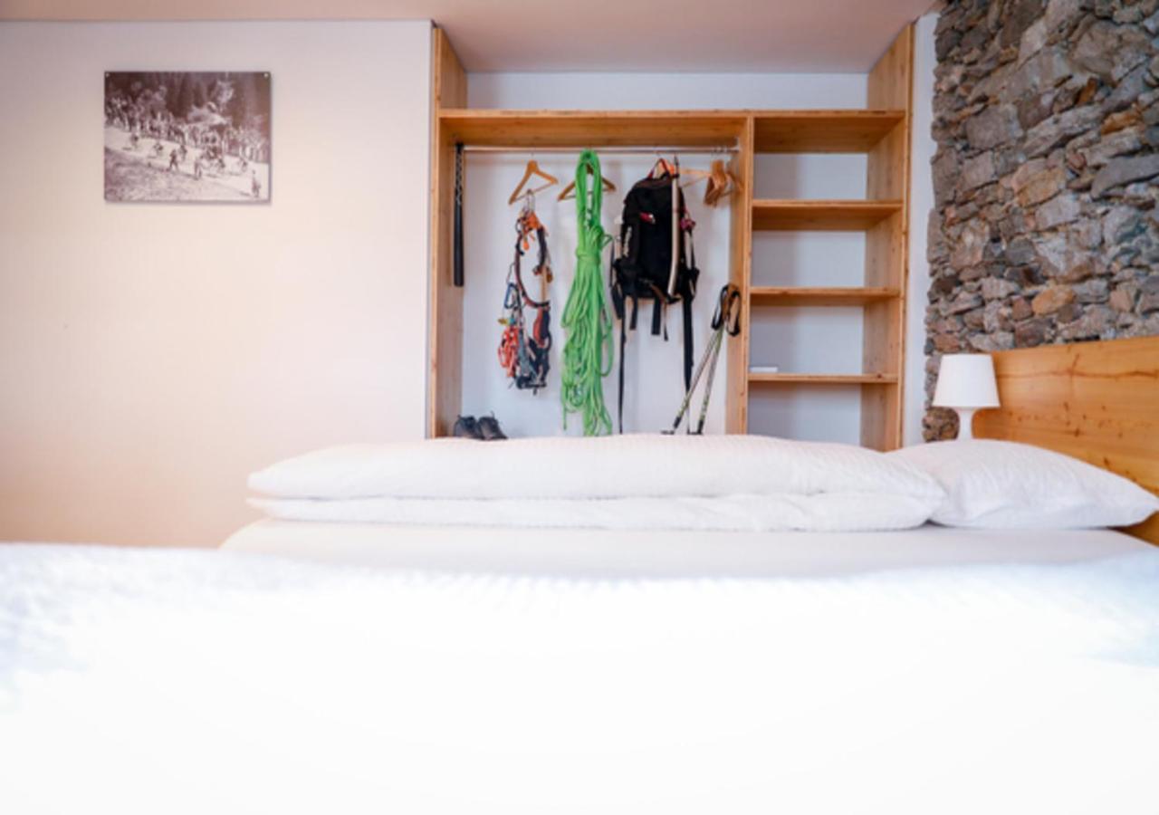 Hotel Bed&Bike Tremola San Gottardo Airolo Exterior foto
